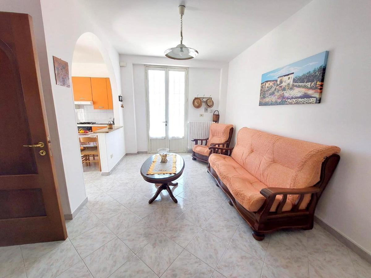 Casa Vacanza In Salento Tiggiano Exterior photo